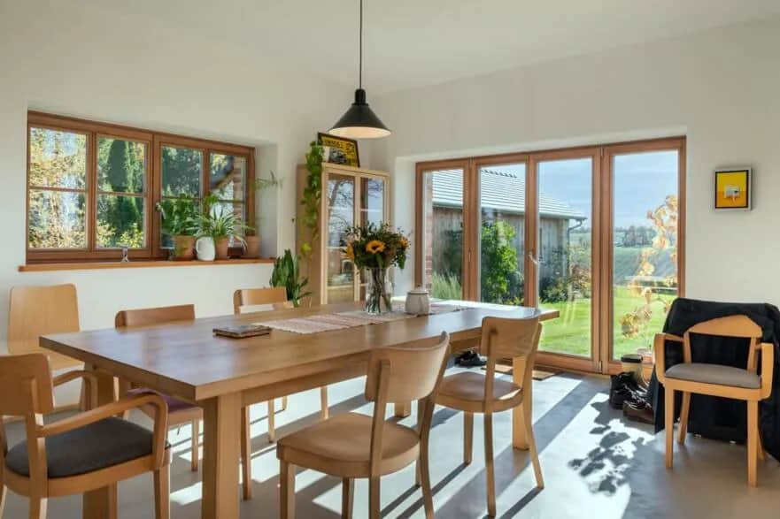 Jaki kolor okien wybrać, aby podkreślić styl i harmonię wnętrza? Jaki kolor okien wybrać, aby podkreślić styl i harmonię wnętrza?