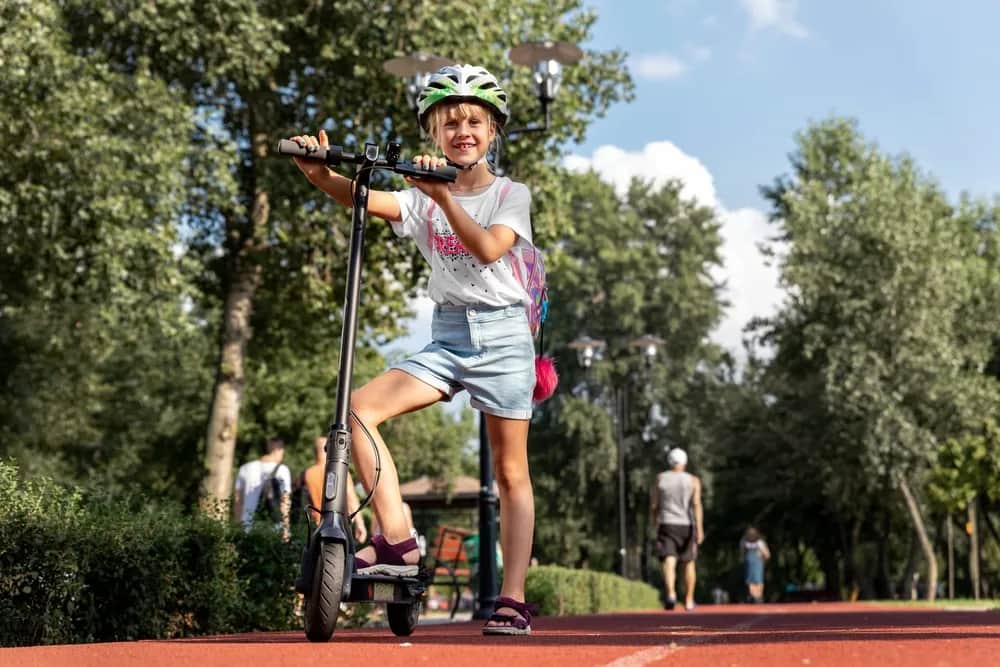 Najlepsze hulajnogi elektryczne dla dzieci - ranking z opiniami i bezpieczeństwem